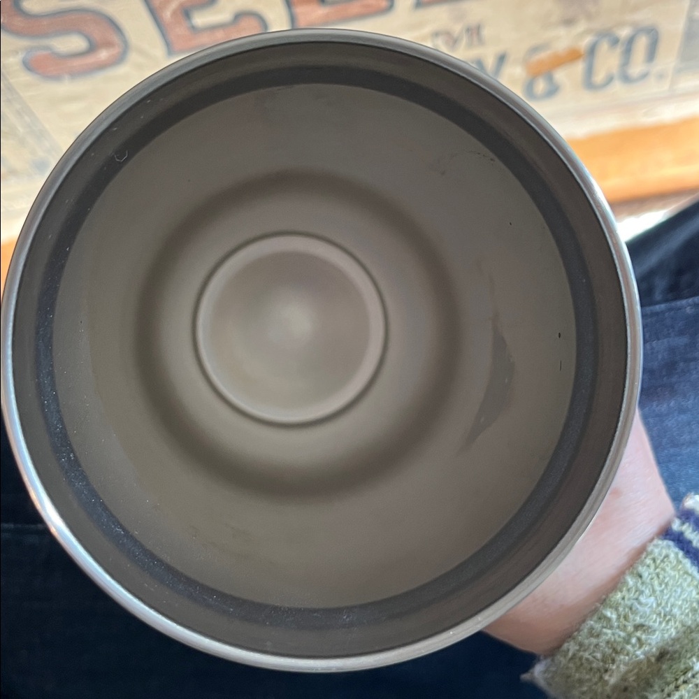 YETI Aqua Stainless Steel 30 oz Rambler Tumbler - Picture 4 of 4